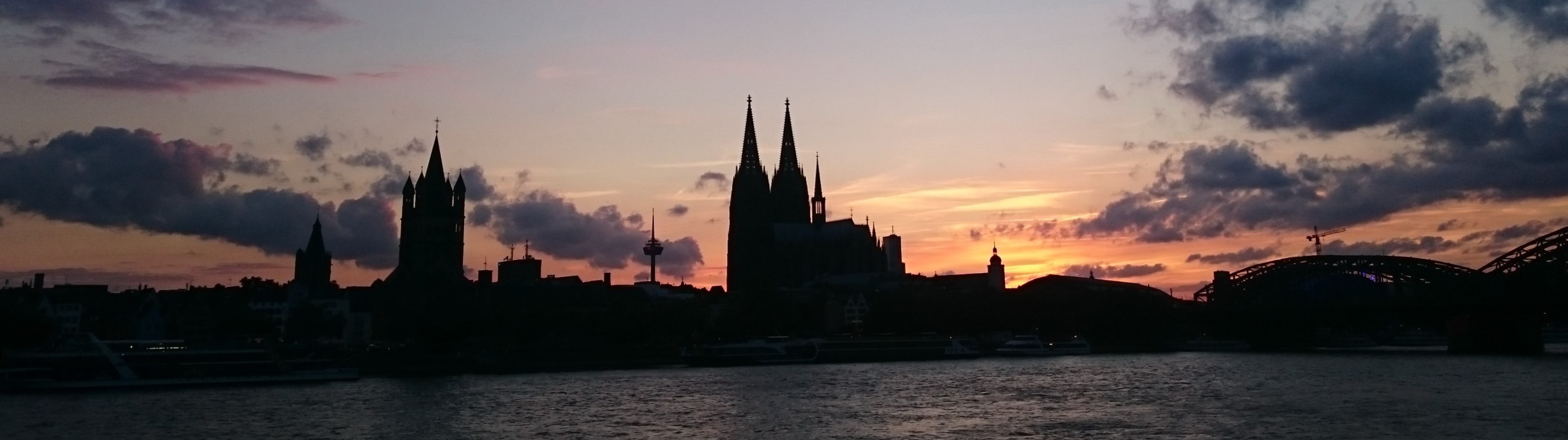 Cologne Signature Skyline